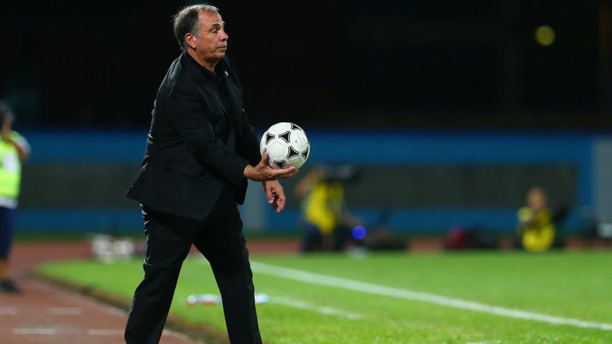 Bruce Arena USA coach